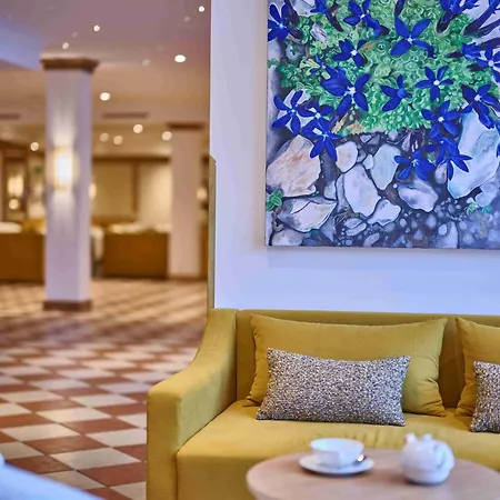 Ξενοδοχείο The Glacier - Ex Eurotel Victoria - 4*